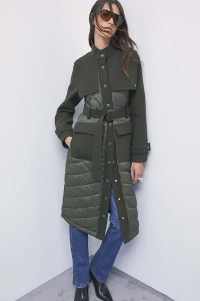 Cappotto trapuntato in nylon con dettagli in lana